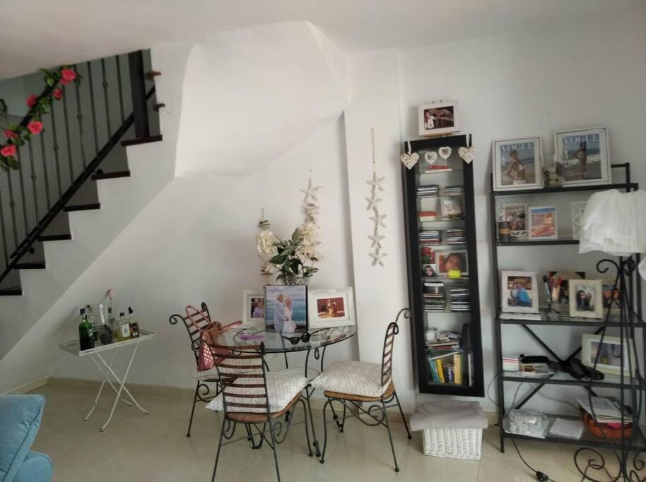 Maison En Duplex & Rooftop Callao Salvaje Luaran gambar